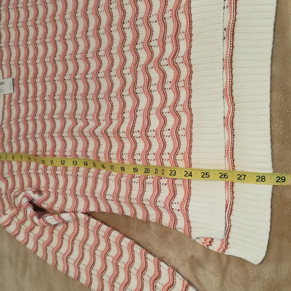 NWT Maurices Pink and Cream Women's Sweater, Size S, Hi-Lo Tunic - Picture 8 of 9
